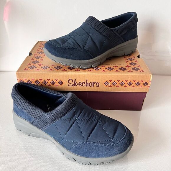 Skechers Easy Going New Road Nylon Water Repellent Slip- Ons - Picture 1 of 6